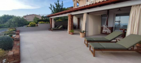 Apartments Tinjarosa